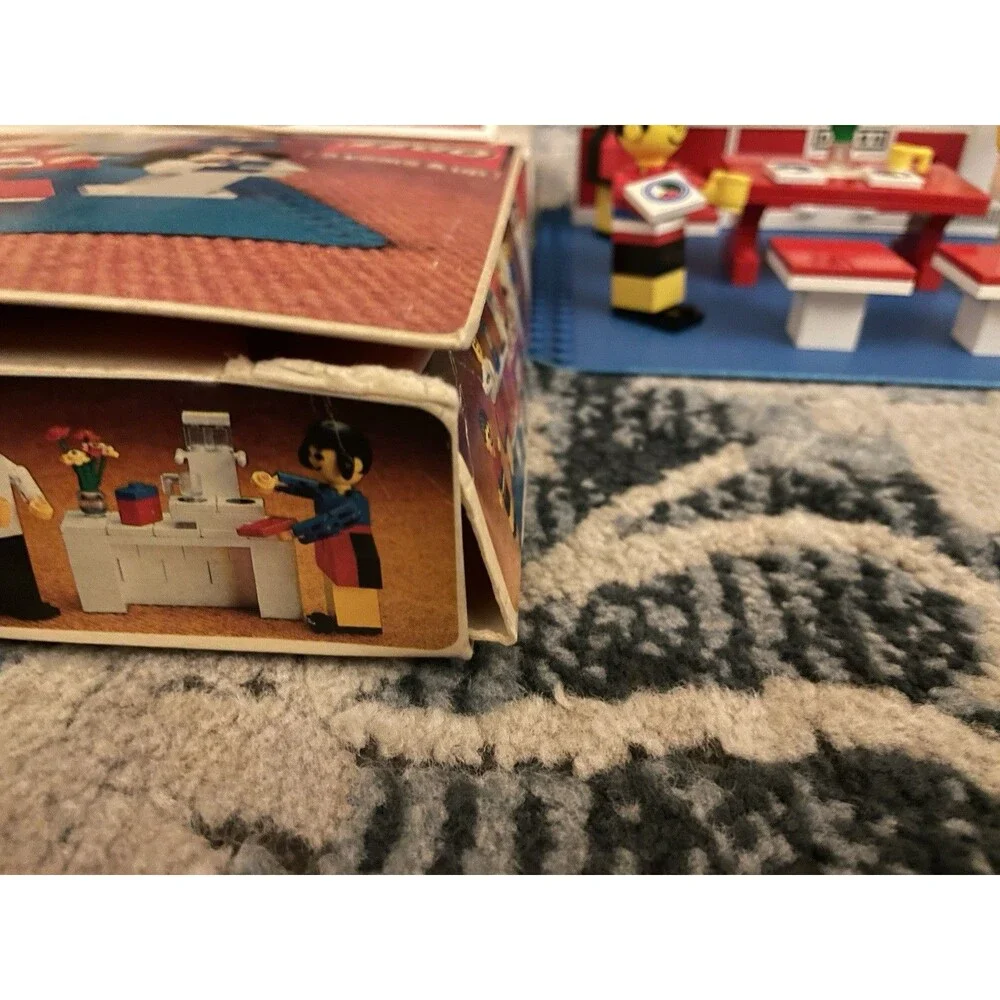 Lego vintage homemaker